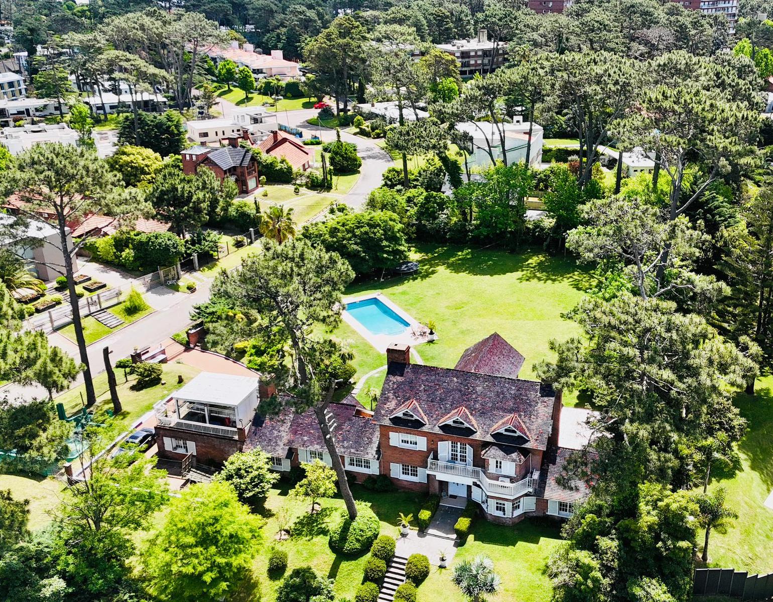Playa Mansa Residence — Elevated Lot